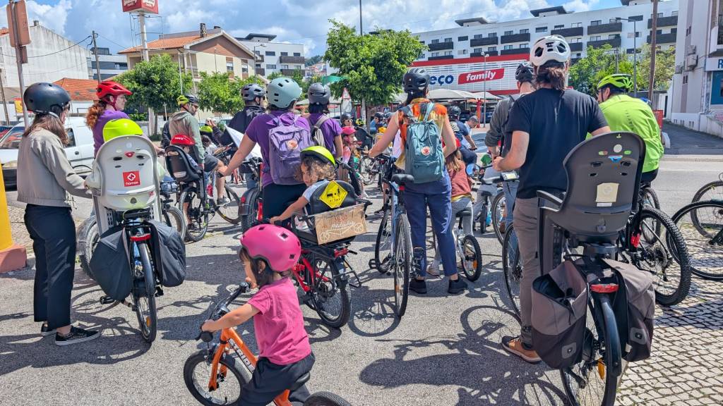 Fotos e Vídeos da Kidical Mass Coimbra de Maio de&nbsp;2025